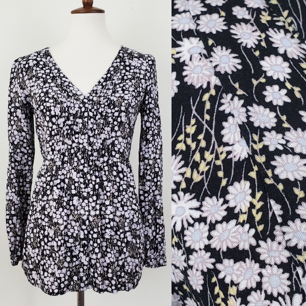 LC Lauren Conrad Floral Pintuck Button Up Top